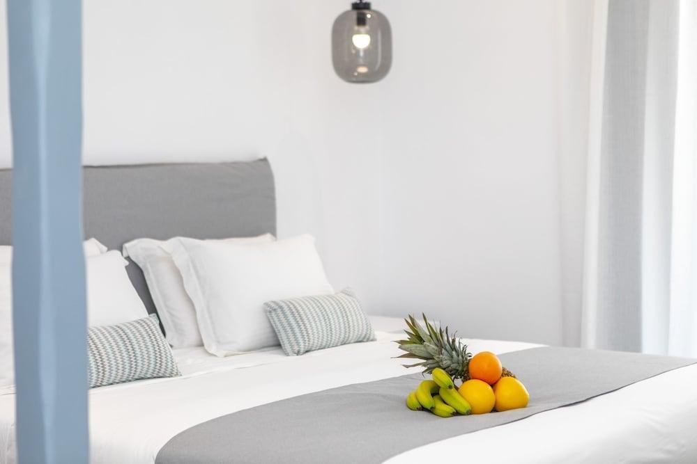 Crystal Mare Suites Naxos City ภายนอก รูปภาพ