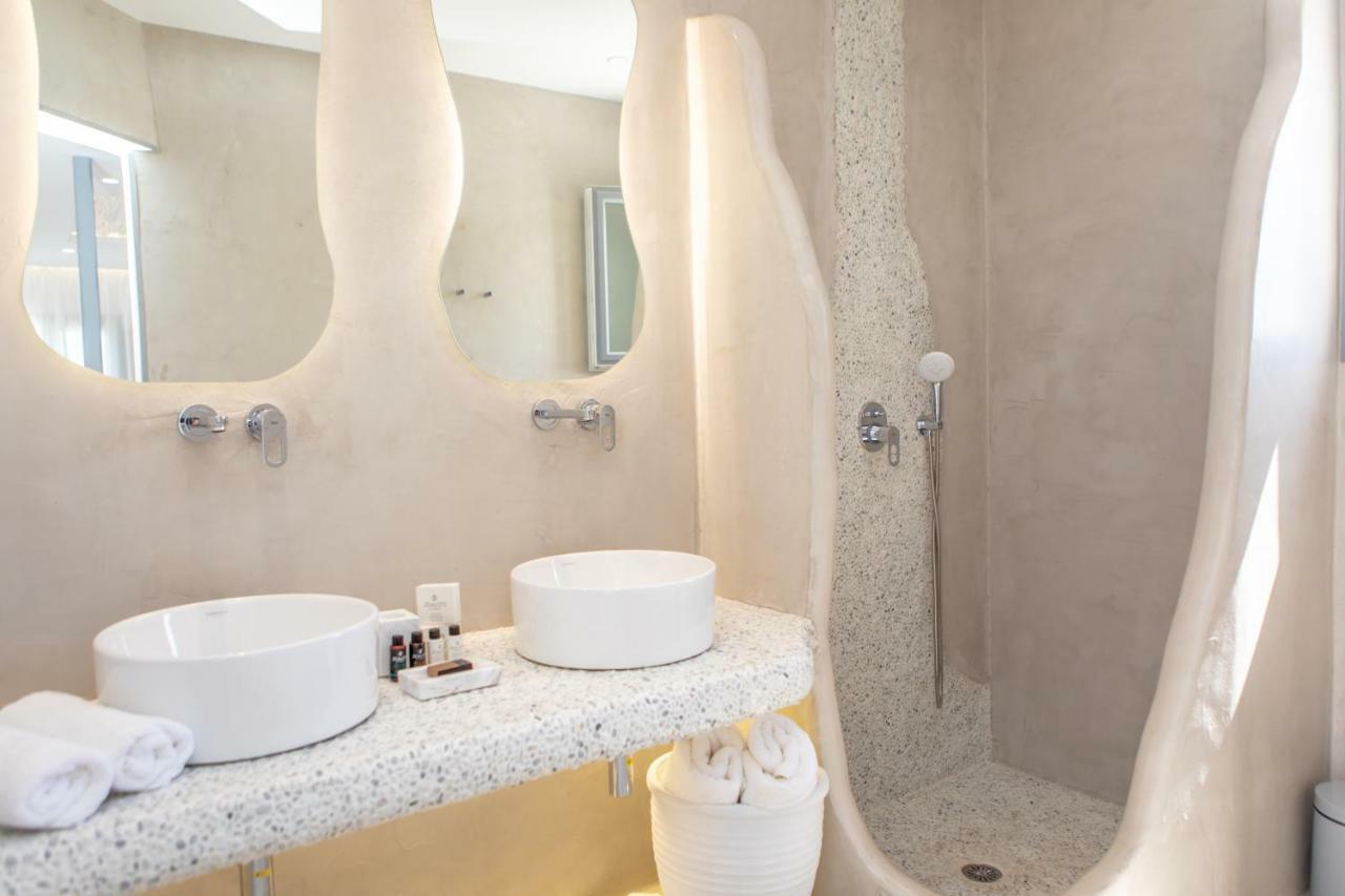Crystal Mare Suites Naxos City ภายนอก รูปภาพ