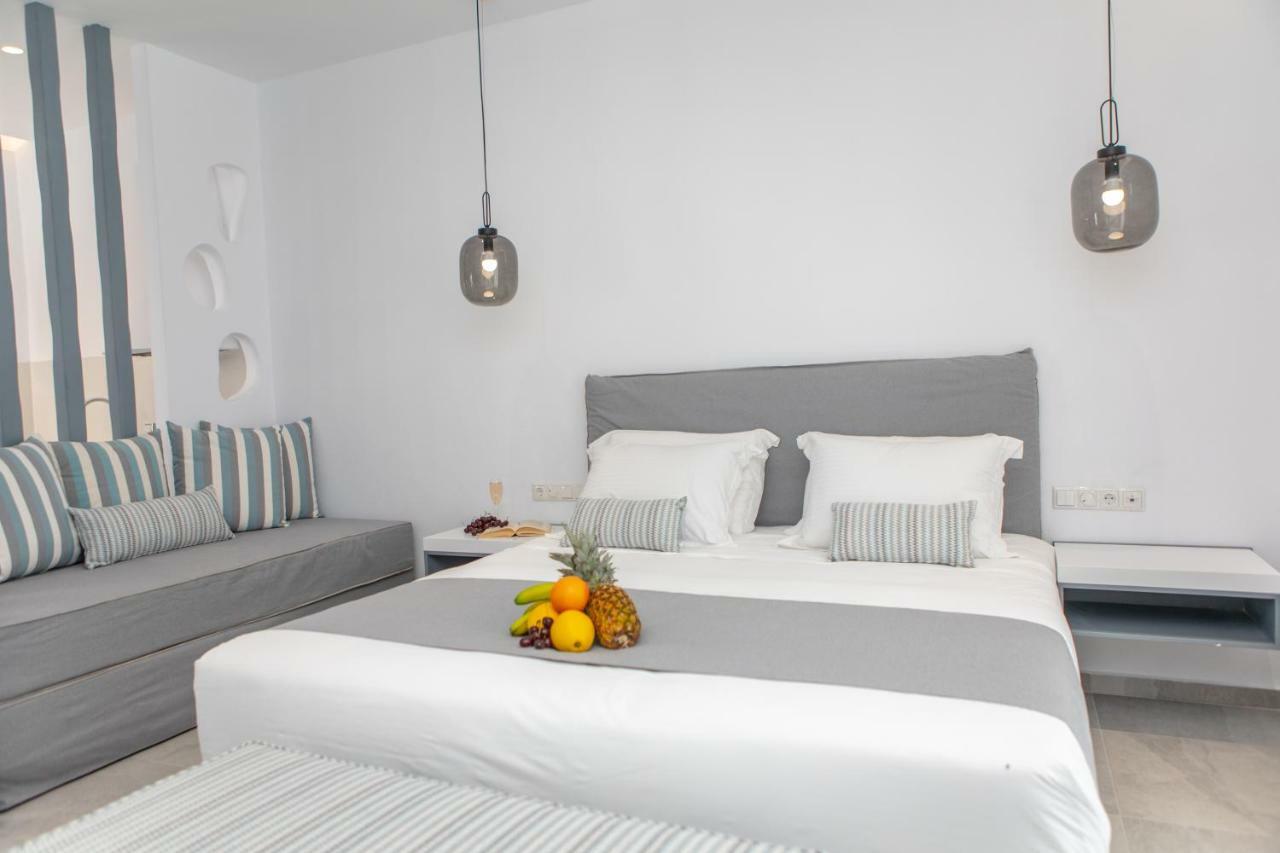 Crystal Mare Suites Naxos City ภายนอก รูปภาพ