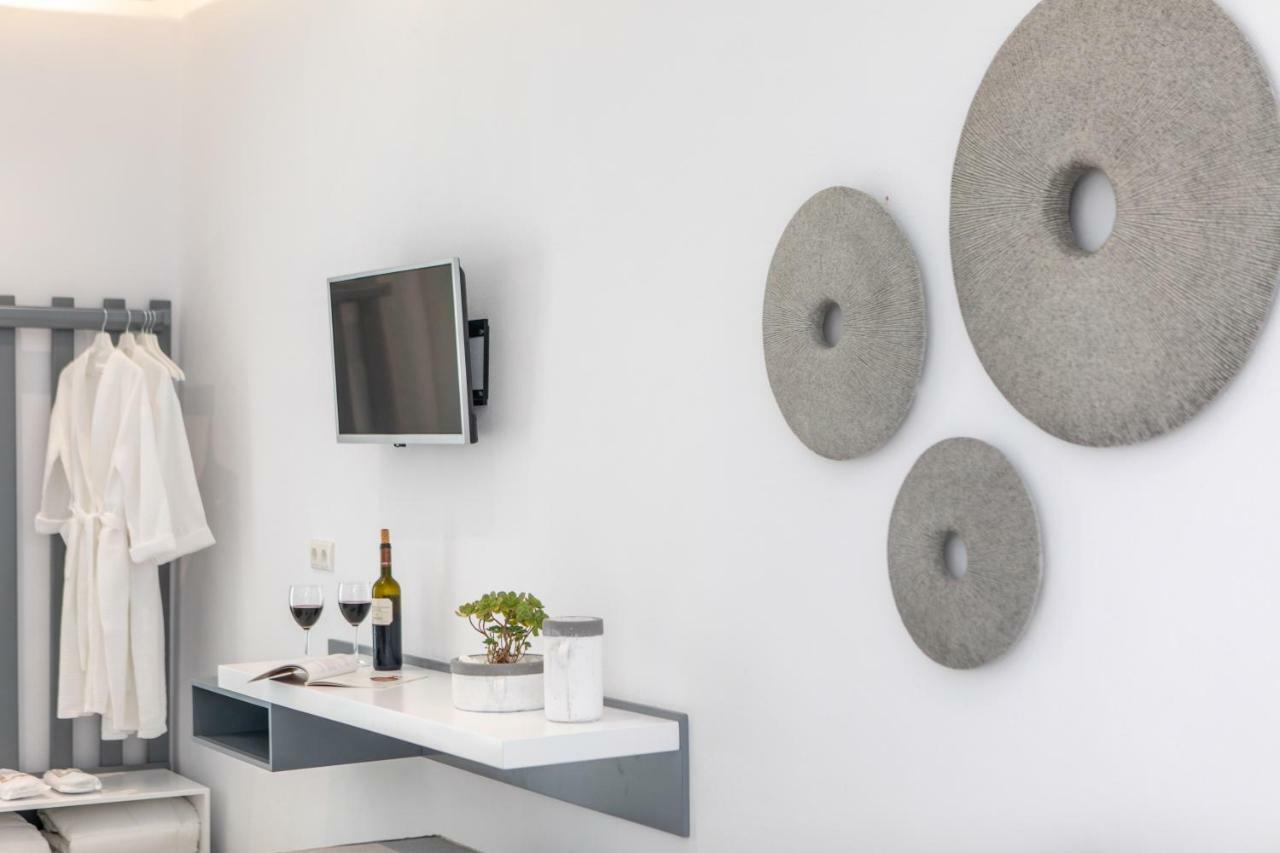 Crystal Mare Suites Naxos City ภายนอก รูปภาพ