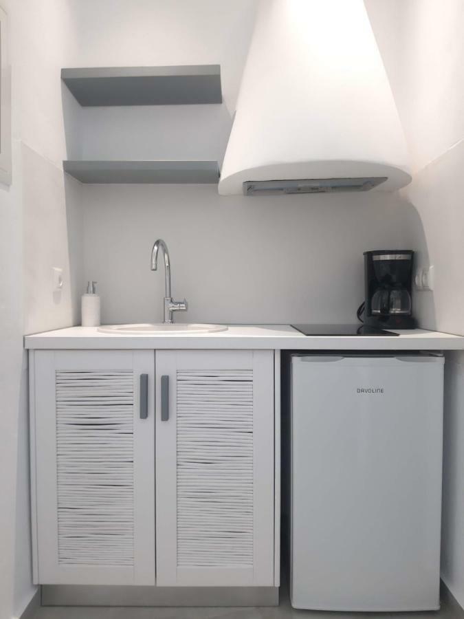 Crystal Mare Suites Naxos City ภายนอก รูปภาพ