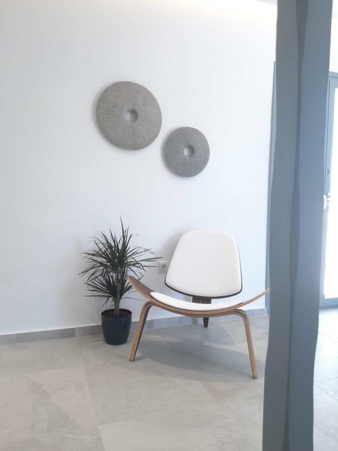 Crystal Mare Suites Naxos City ภายนอก รูปภาพ