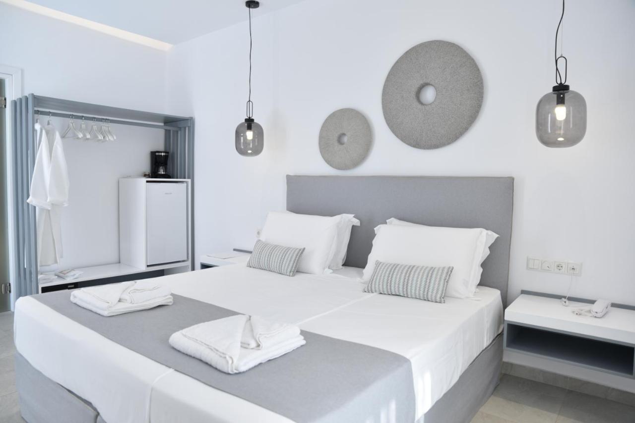 Crystal Mare Suites Naxos City ภายนอก รูปภาพ