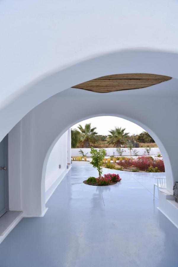 Crystal Mare Suites Naxos City ภายนอก รูปภาพ